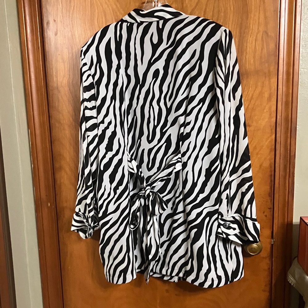 Fashion Bug Black and White Zebra Print Blouse - Picture 3 of 10